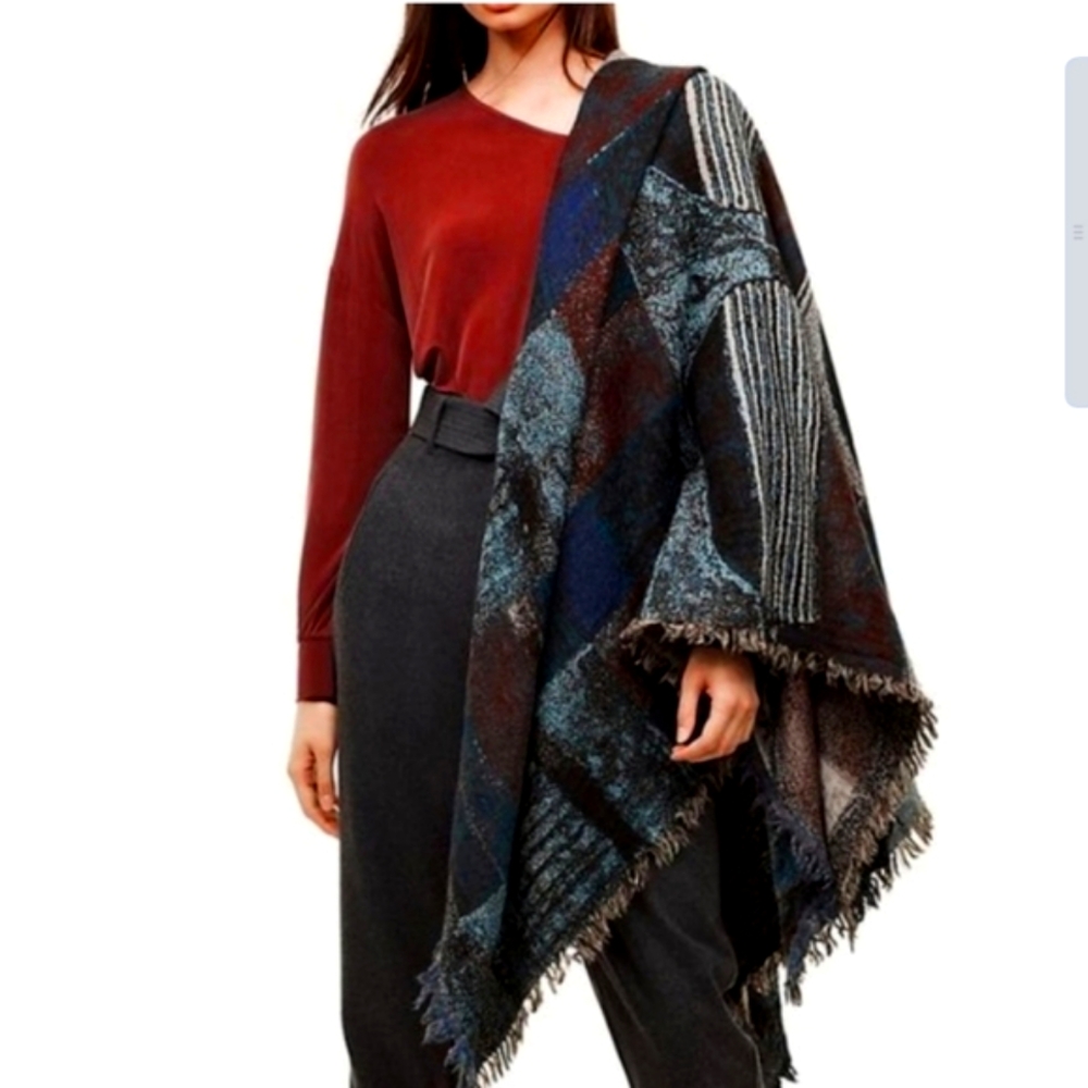 Wilfred Haus Party Blanket Scarf